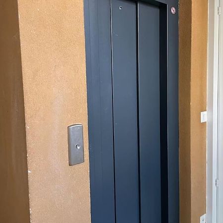 Studio Proche De La Gare ! Apartment Лозана Екстериор снимка