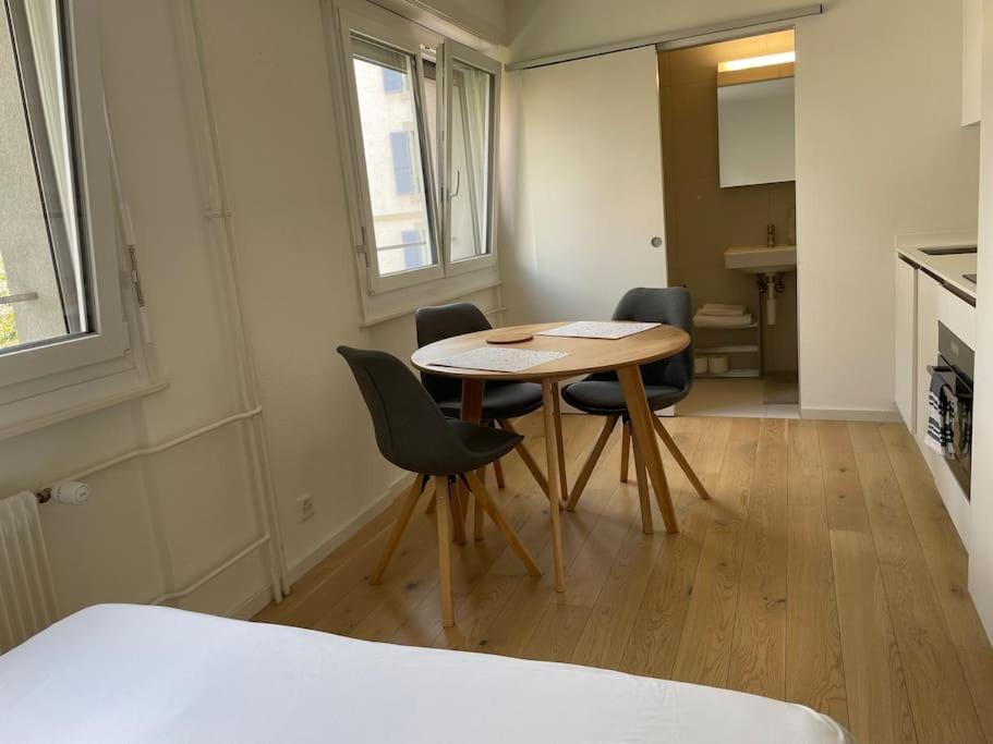 Studio Proche De La Gare ! Apartment Лозана Екстериор снимка